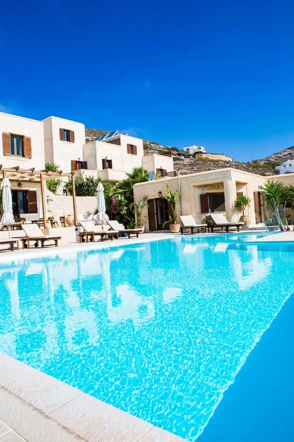 450 m² Sea-View Hotel for Sale in Ios, Cyclades — photo 5