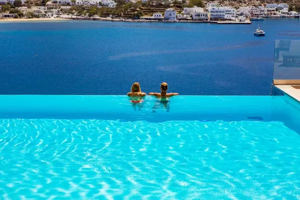 450 m² Sea-View Hotel for Sale in Ios, Cyclades