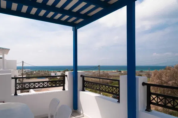 1250 m² Sea-View Hotel for Sale in Naxos, Cyclades — photo 5