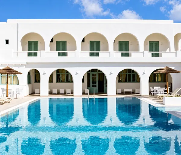 1400 m² Hotel for Sale in Santorini, Cyclades — photo 2