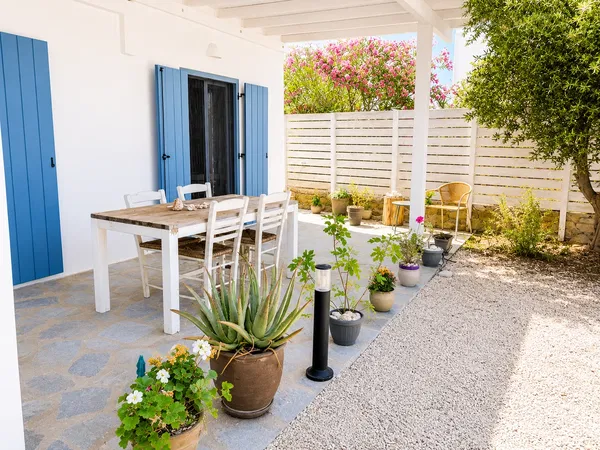 Two-Bedroom Renovated Apartment for Sale in Paros, Cyclades — photo 3