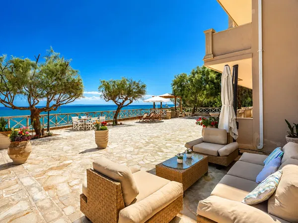Six-Bedroom Villa for Sale in Zakynthos, Ionian Islands — photo 4