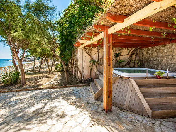 Six-Bedroom Villa for Sale in Zakynthos, Ionian Islands — photo 3