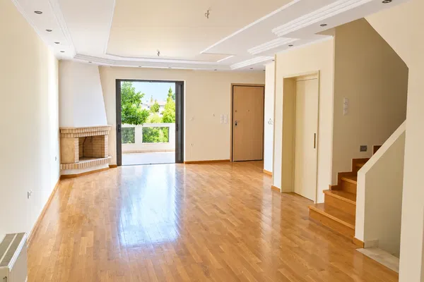 230 m² Villa with Four Bedrooms for Sale in Gerakas, Athens Eastern Suburbs — photo 5