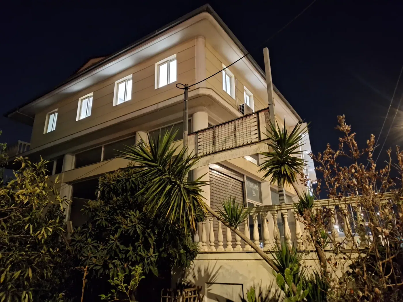 Renovated Building for Sale in Gerakas, Athens Eastern Suburbs