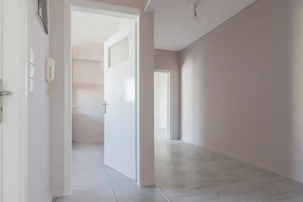 54 m² One-Bedroom Renovated Apartment for Sale in Center Athens, Athens Center — photo 5