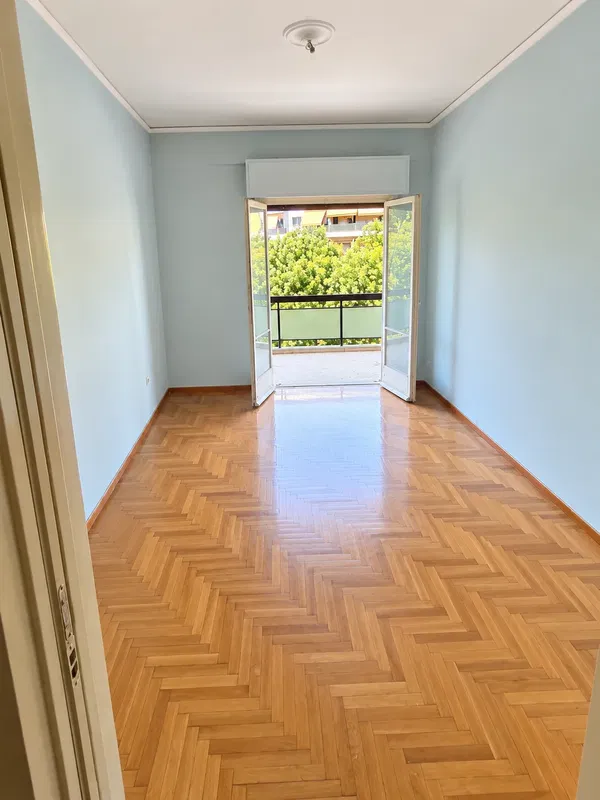One-Bedroom Apartment for Sale in Ampelokipoi, Athens Center with Central oil heating — photo 4