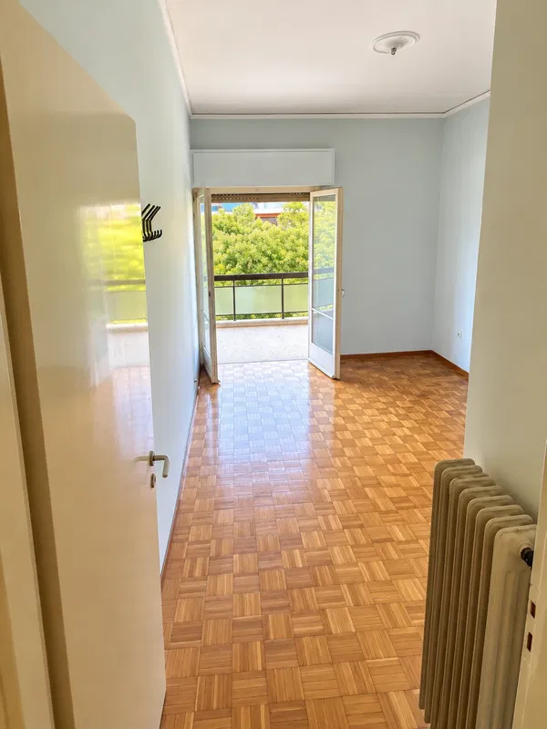 One-Bedroom Apartment for Sale in Ampelokipoi, Athens Center with Central oil heating — photo 3