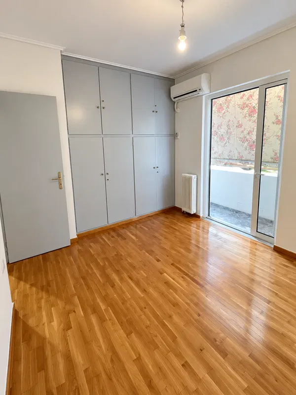 55 m² One-Bedroom Renovated Apartment for Sale in Neos Kosmos, Athens Center — photo 3