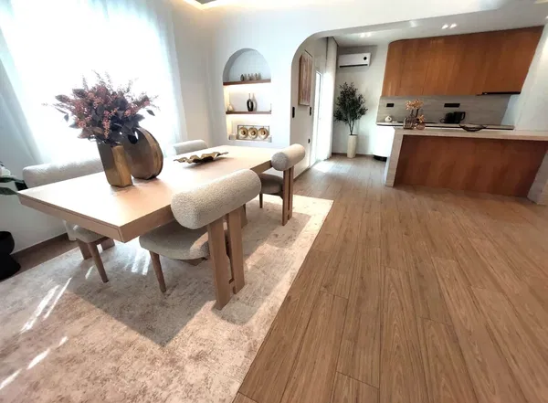 165 m² Sea-View Three-Bedroom Apartment for Sale in Vouliagmeni, Athens Southern suburbs — photo 2