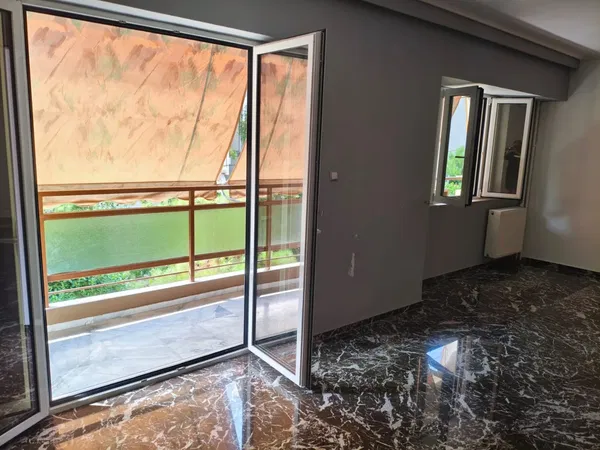 90 m² Two-Bedroom Renovated Apartment for Sale in Palaio Faliro, Athens Southern suburbs — photo 3