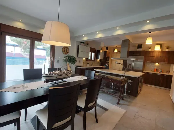 150 m² Two-Bedroom Apartment for Sale in Voula, Athens Southern suburbs — photo 4