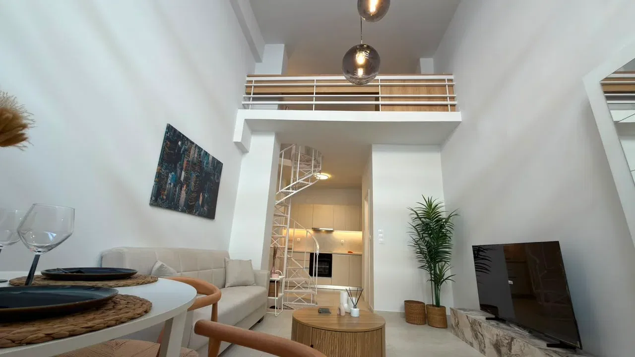 82 m² Two-Bedroom Apartment for Sale in Pangrati, Athens Center