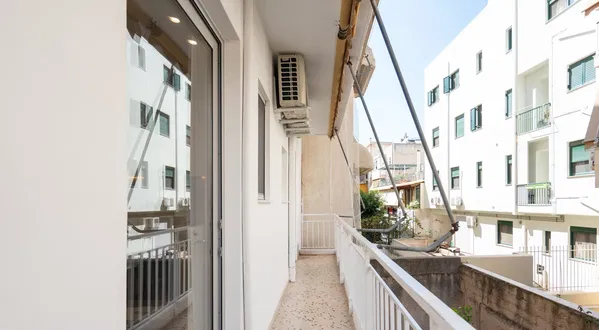 74 m² Two-Bedroom Apartment for Sale in Nea Smyrni, Athens Southern suburbs — photo 2