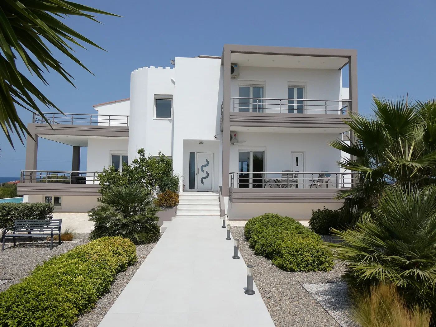 Five-Bedroom Villa for Sale in Tersanas, Akrotiri