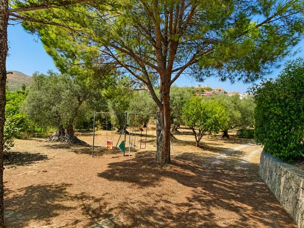 Four-Bedroom Villa for Sale in Galatas, Chania — photo 2