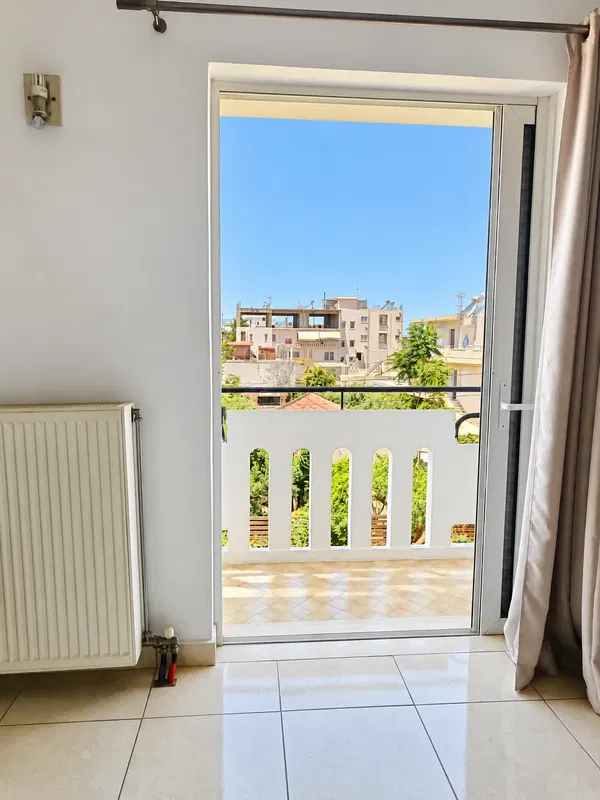 64 m² Renovated One-Bedroom Apartment for Sale in Chania — photo 2