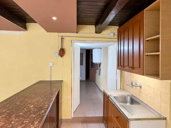 90 m² Two-Bedroom Apartment for Sale in Dikastiria, Chania — photo 2