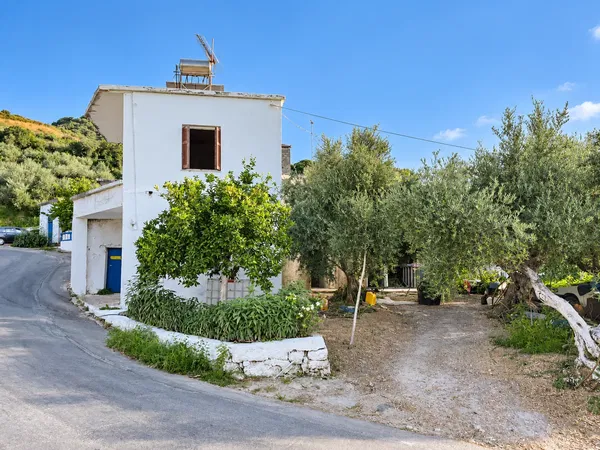 Sea-View Villa for Sale in Kasteli Kissamos, Kissamos — photo 2