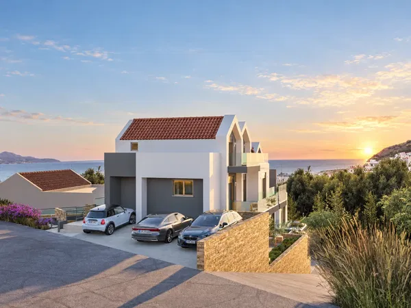 Sea-View 417 m² Plot for Sale in Kalyves, Apokoronas
