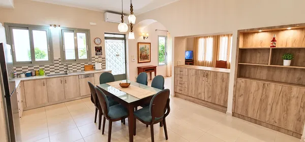 Two-Bedroom Apartment for Rent in Chania — photo 5