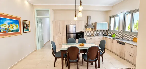 Two-Bedroom Apartment for Rent in Chania — photo 4