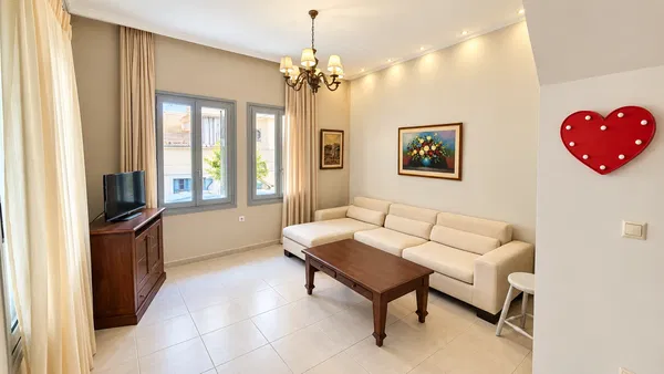 Two-Bedroom Apartment for Rent in Chania — photo 2