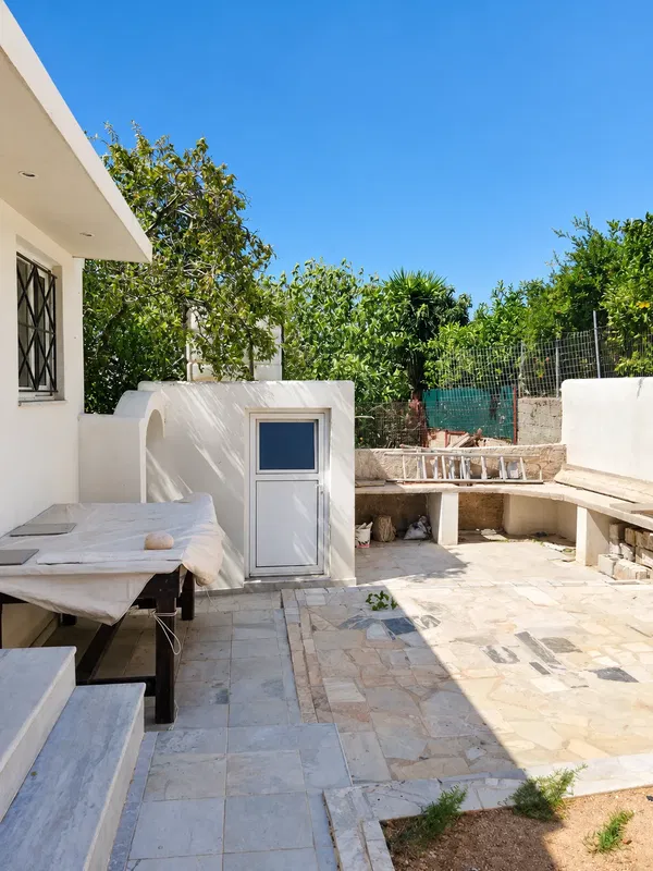 Three-Bedroom Sea-View Villa for Sale in Kalyvia Thorikou, Lagonisi — photo 4