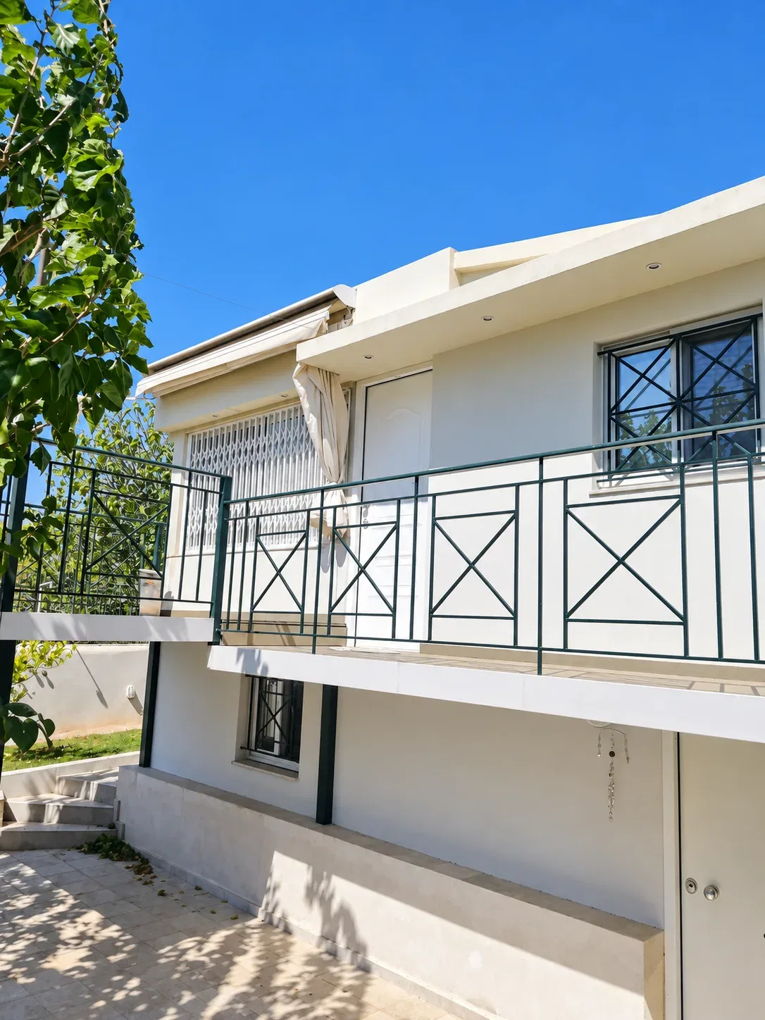 Three-Bedroom Sea-View Villa for Sale in Kalyvia Thorikou, Lagonisi