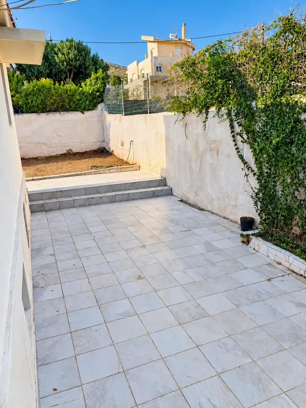 Three-Bedroom Sea-View Villa for Sale in Kalyvia Thorikou, Lagonisi — photo 5