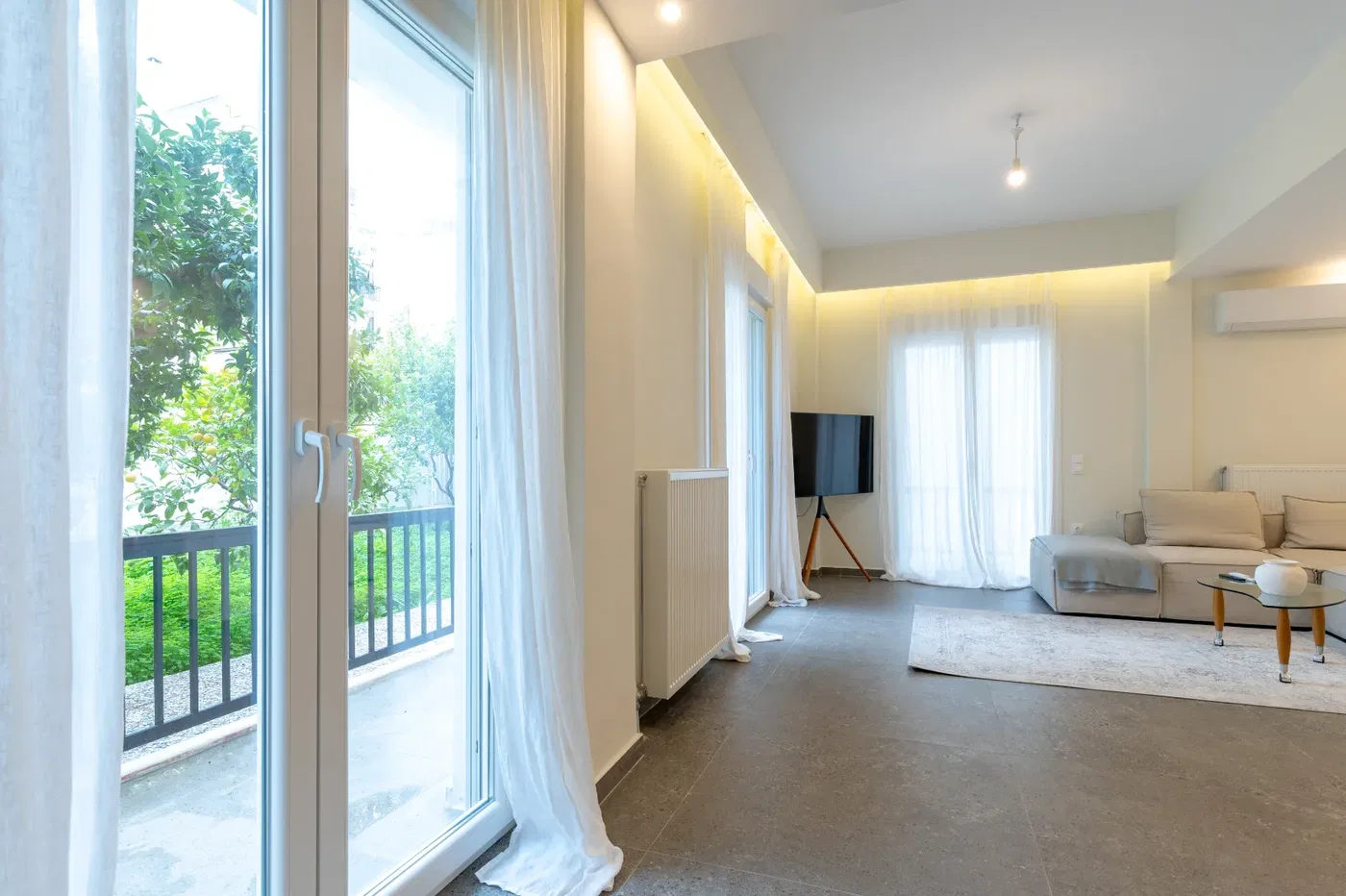 84 m² Renovated Two-Bedroom Apartment for Sale in Glyfada, Athens Southern suburbs