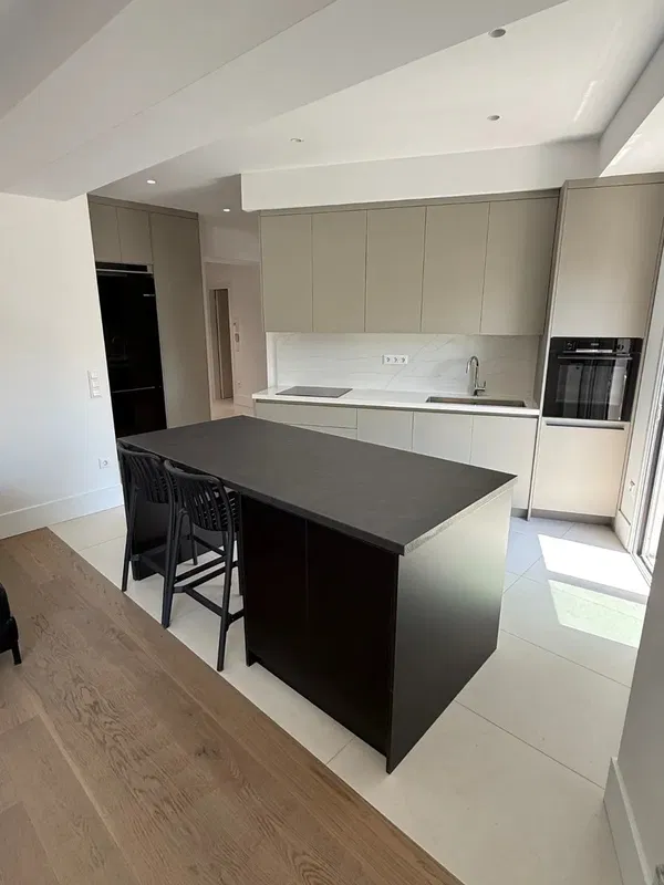 Two-Bedroom Apartment for Sale in Gazi - Metaxourgio - Votanikos, Athens Center with Penthouse — photo 4