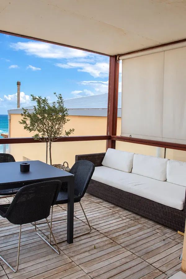 Sea View Three-Bedroom Apartment for Rent in Tampakaria, Chania — photo 4