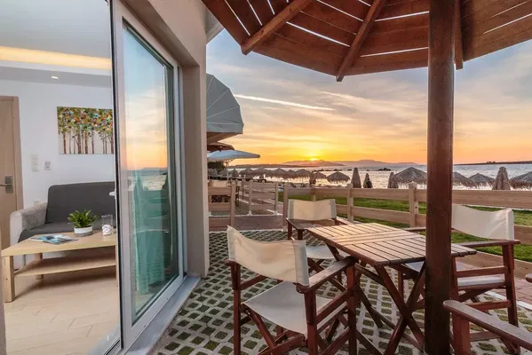 Sea-View Hotel for Sale in Nea Chora, Chania — photo 2