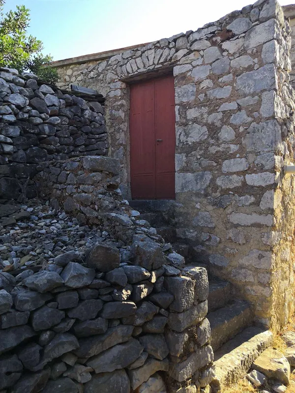 148 m² Villa with Two Bedrooms for Sale in Mani, Messinia