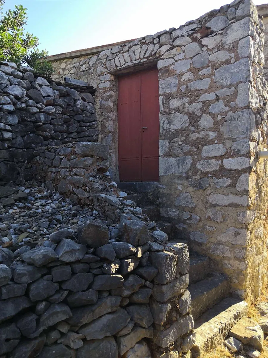 148 m² Villa with Two Bedrooms for Sale in Mani, Messinia