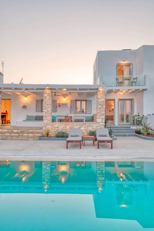 Newly Built 290 m² Villa with Six Bedrooms for Sale in Paros, Cyclades — photo 5