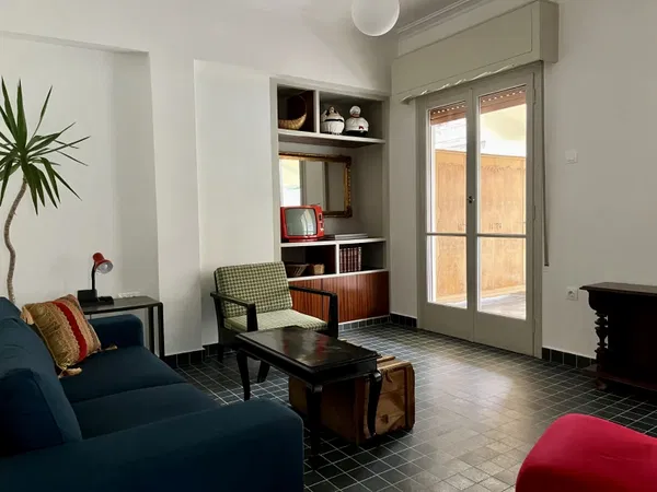 Renovated Two-Bedroom Apartment for Sale in Center Athens, Athens Center with Autonomous gas heating — photo 2