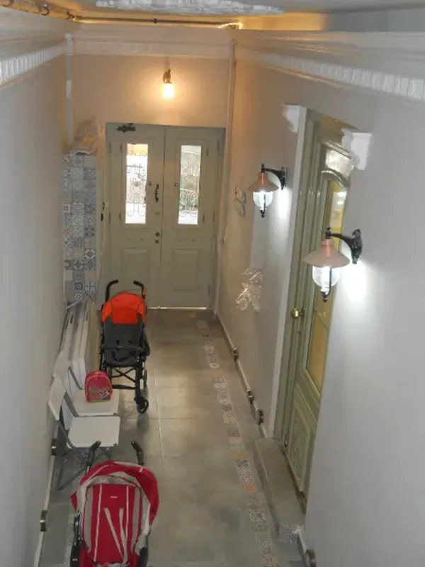 Five-Bedroom Renovated Villa for Sale in Piraeus, Piraeus Suburbs — photo 3