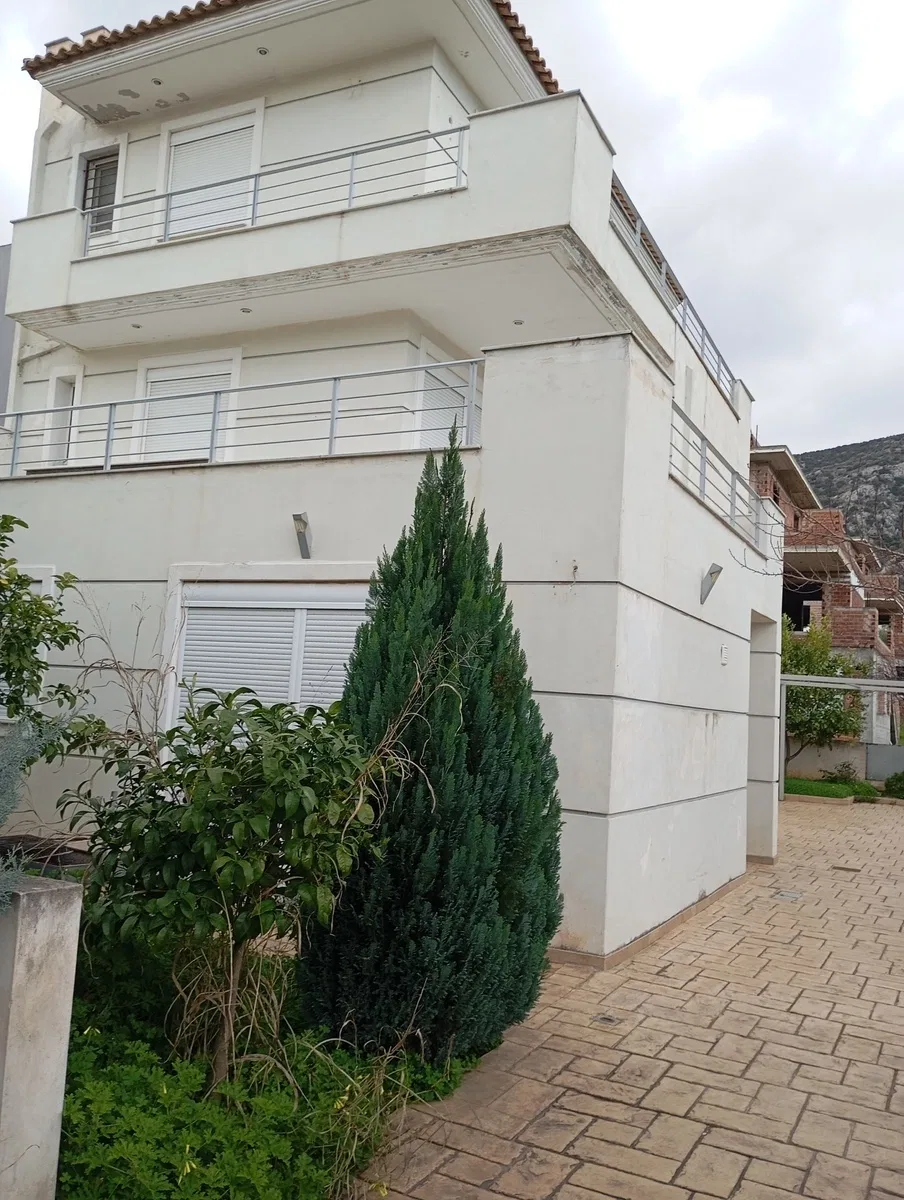 One-Bedroom Apartment for Sale in Porto Rafti, Attica
