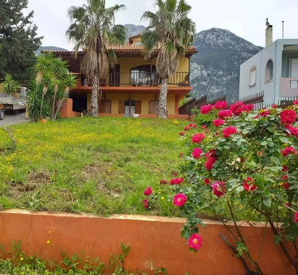 Two-Bedroom Villa for Sale in Loutraki - Perachora, Loutraki — photo 2
