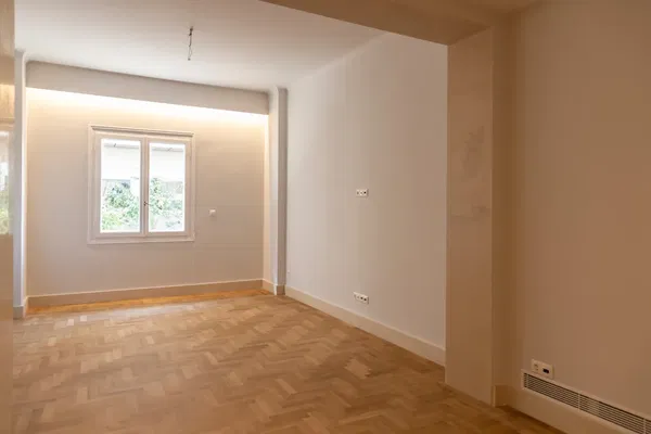 60 m² Apartment with One Bedrooms for Sale in Mets - Kallimarmaro, Athens Center — photo 4