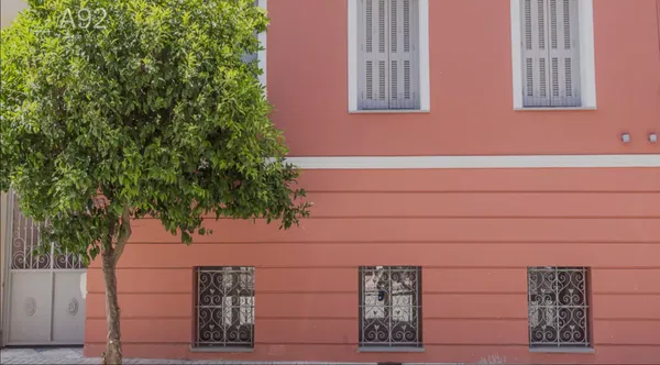 Renovated 202 m² Villa with Three Bedrooms for Sale in Keramikos, Athens Center — photo 2