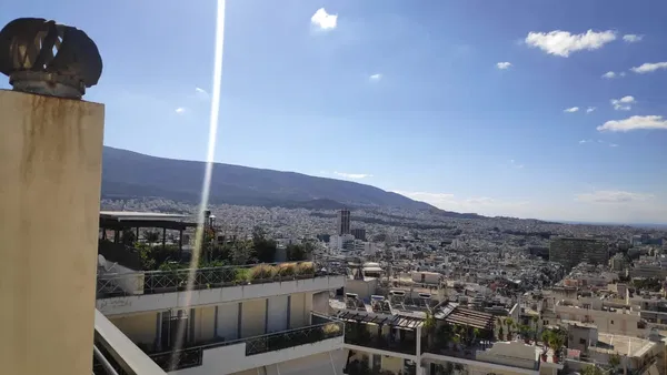 432 m² Three-Bedroom Renovated Apartment for Sale in Ampelokipoi, Athens Center — photo 2