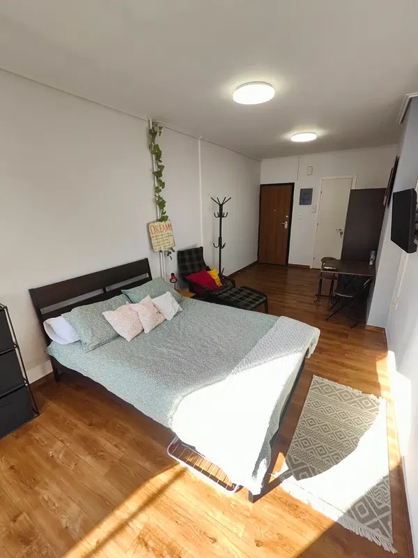 Renovated 41 m² Apartment with One Bedrooms for Sale in Omonoia, Athens Center — photo 5
