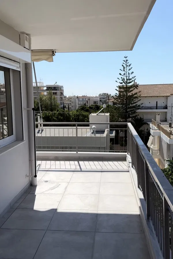 Sea-View Two-Bedroom Apartment for Sale in Voula, Athens Southern suburbs — photo 5