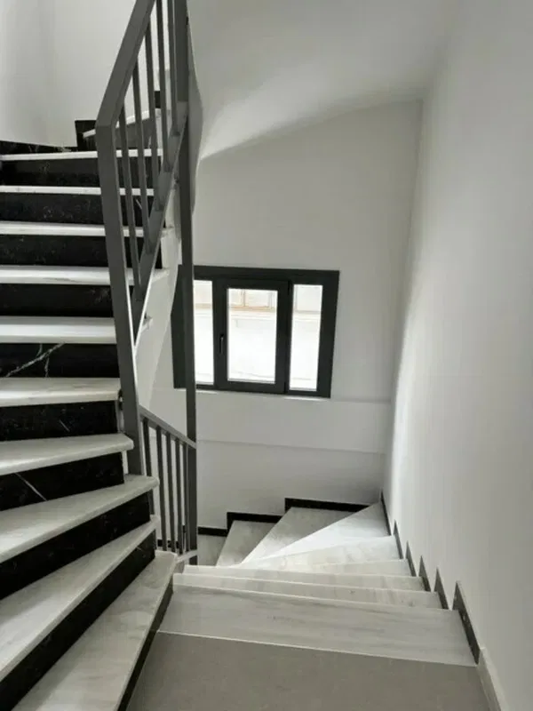 Renovated 105 m² Apartment with Three Bedrooms for Sale in Argyroupoli Athens, Athens Southern suburbs — photo 5