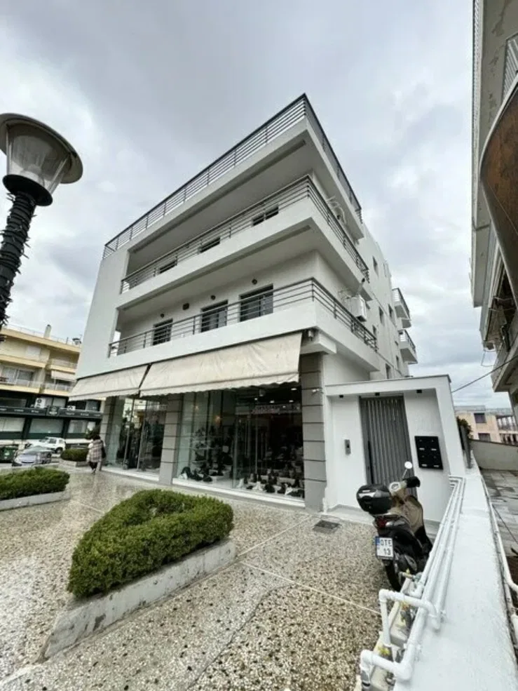 Renovated 105 m² Apartment with Three Bedrooms for Sale in Argyroupoli Athens, Athens Southern suburbs