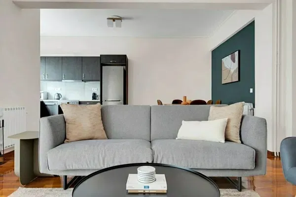 145 m² Five-Bedroom Apartment for Sale in Agia Paraskevi Athens, Athens Northern suburbs — photo 4