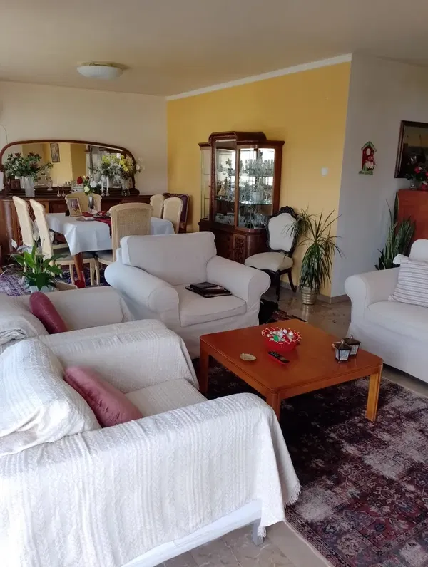75 m² Apartment with Two Bedrooms for Sale in Marousi, Athens Northern suburbs — photo 2